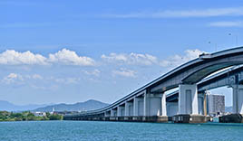 琵琶湖大橋